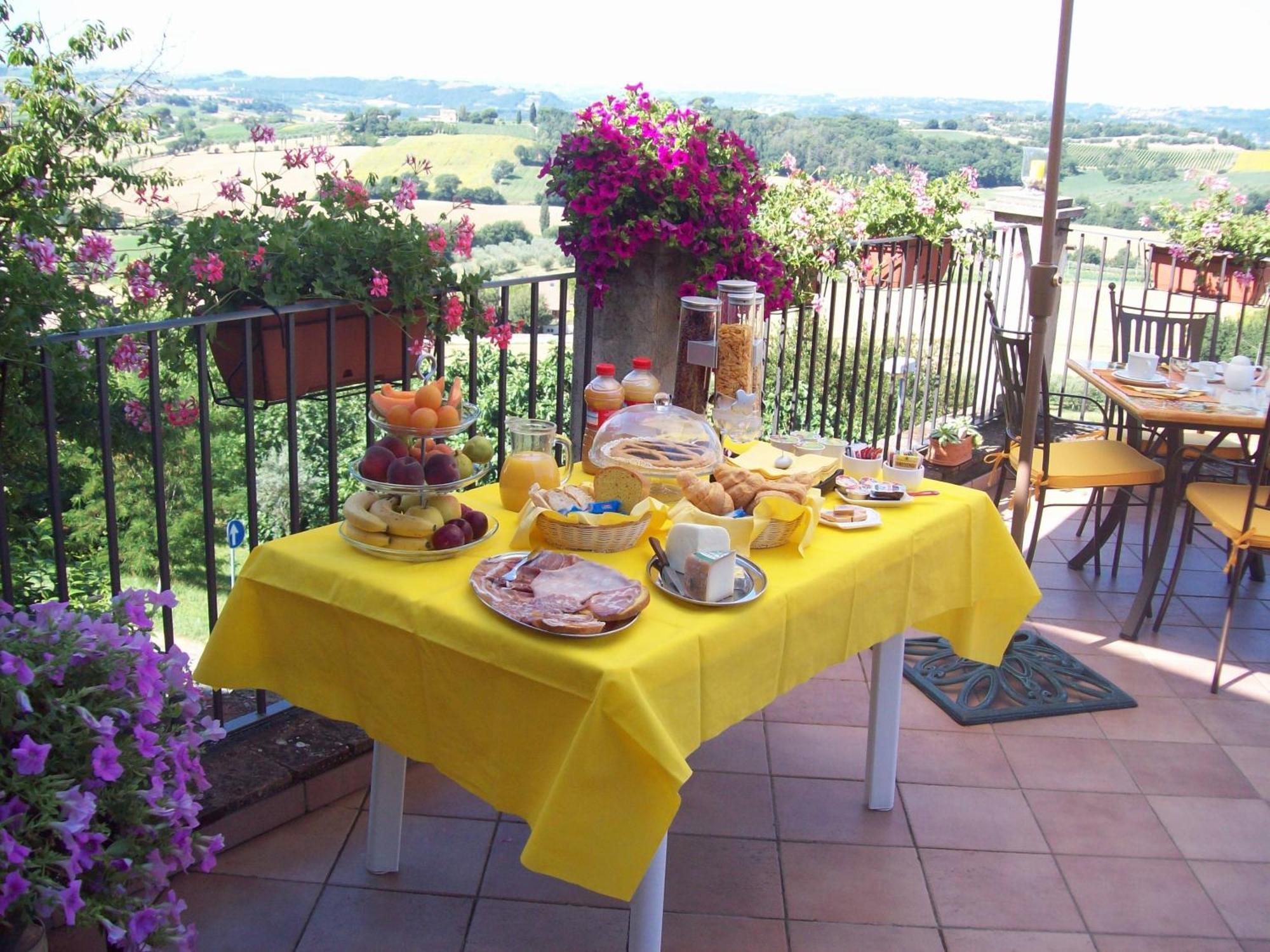 Bed and Breakfast La Terrazza Fio...Rita Ripa Exteriér fotografie